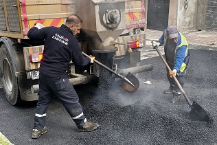 KÂĞITHANE’NİN CADDE VE SOKAKLARINDA YOĞUN MESAİ